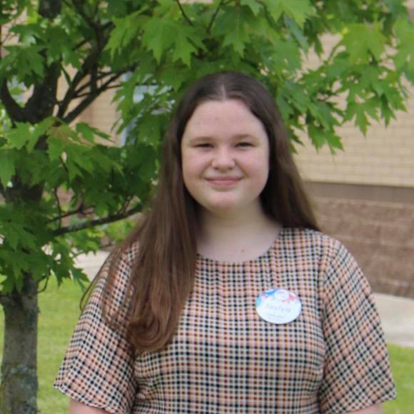 Meet your Posher, Jaylyn - Picture 1 of 1